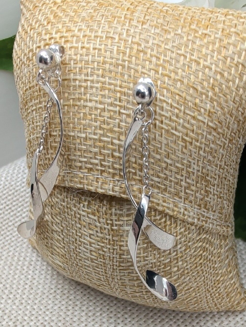 Vintage JCM 925 Sterling Silver Twisted Ribbon Spiral Dangle Drop Earrings - Picture 4 of 16